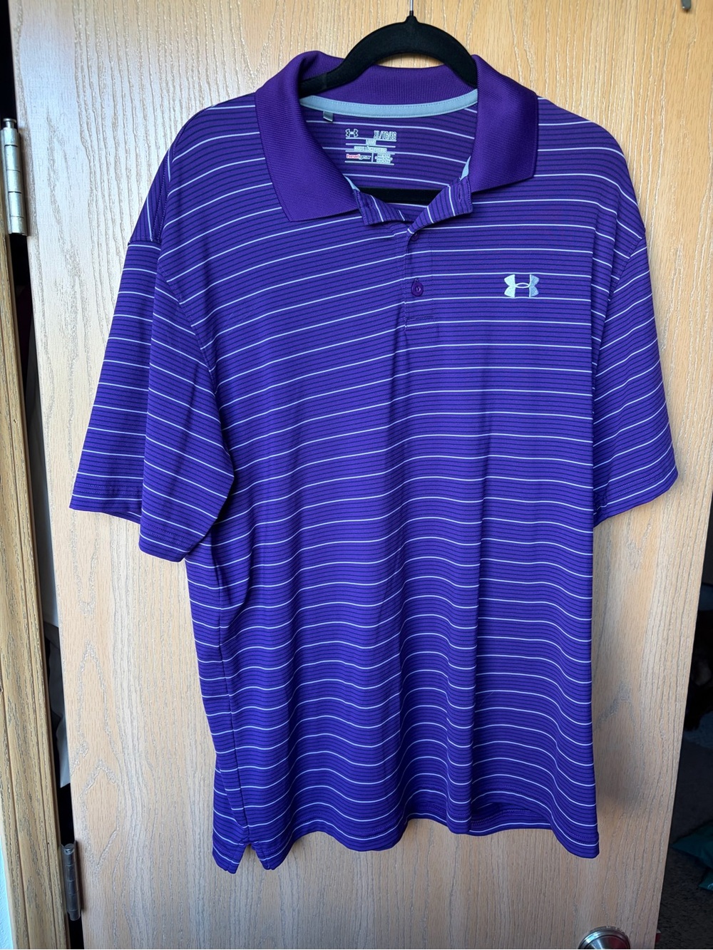 NWOT Under Armour Men’s Purple Striped Polo Shirt XL
